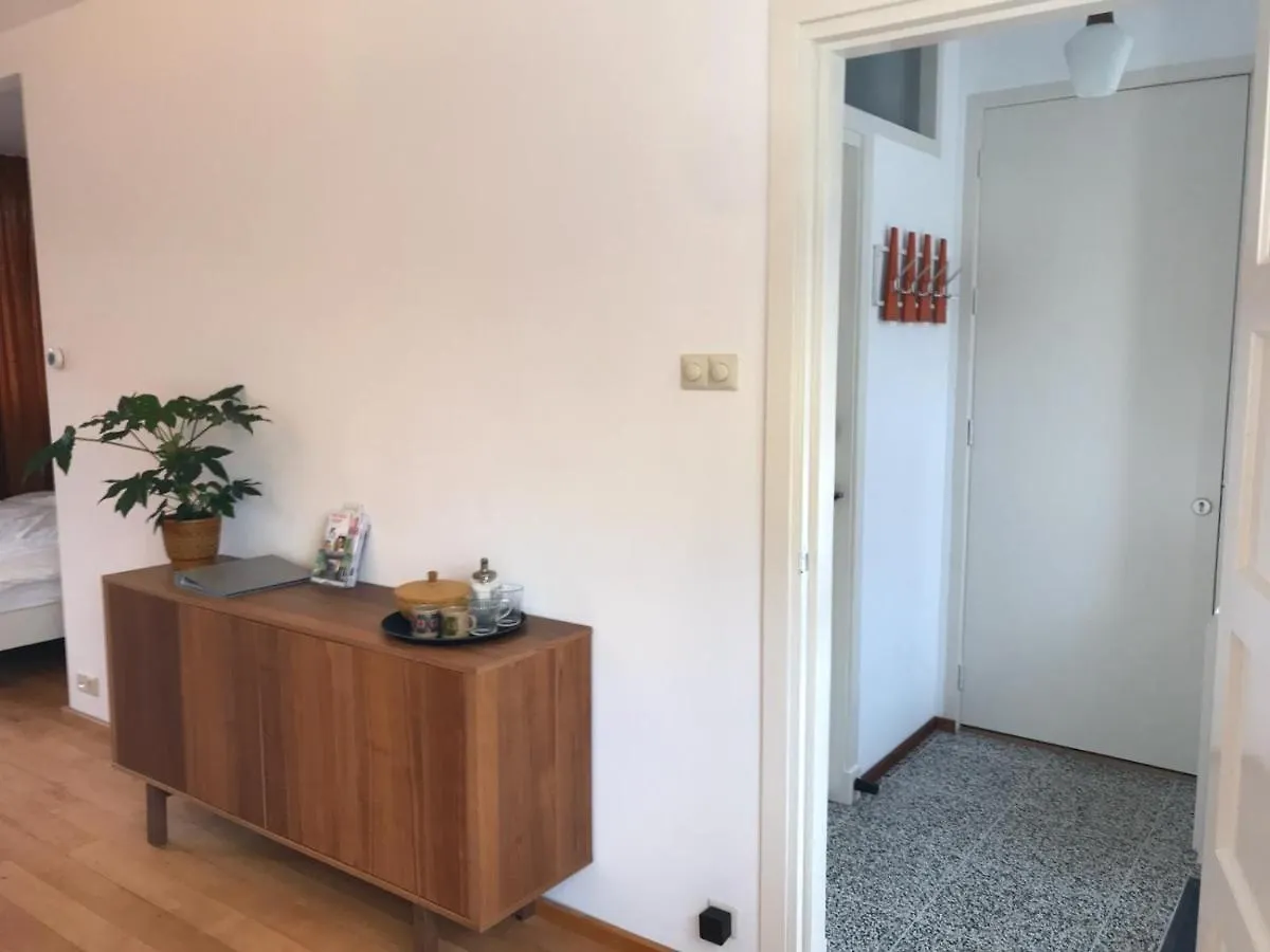 Huis Nummer 1 Eindhoven Lägenhet